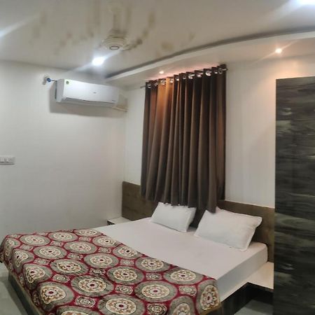 אינדורה Hotel Rb Palace מראה חיצוני תמונה