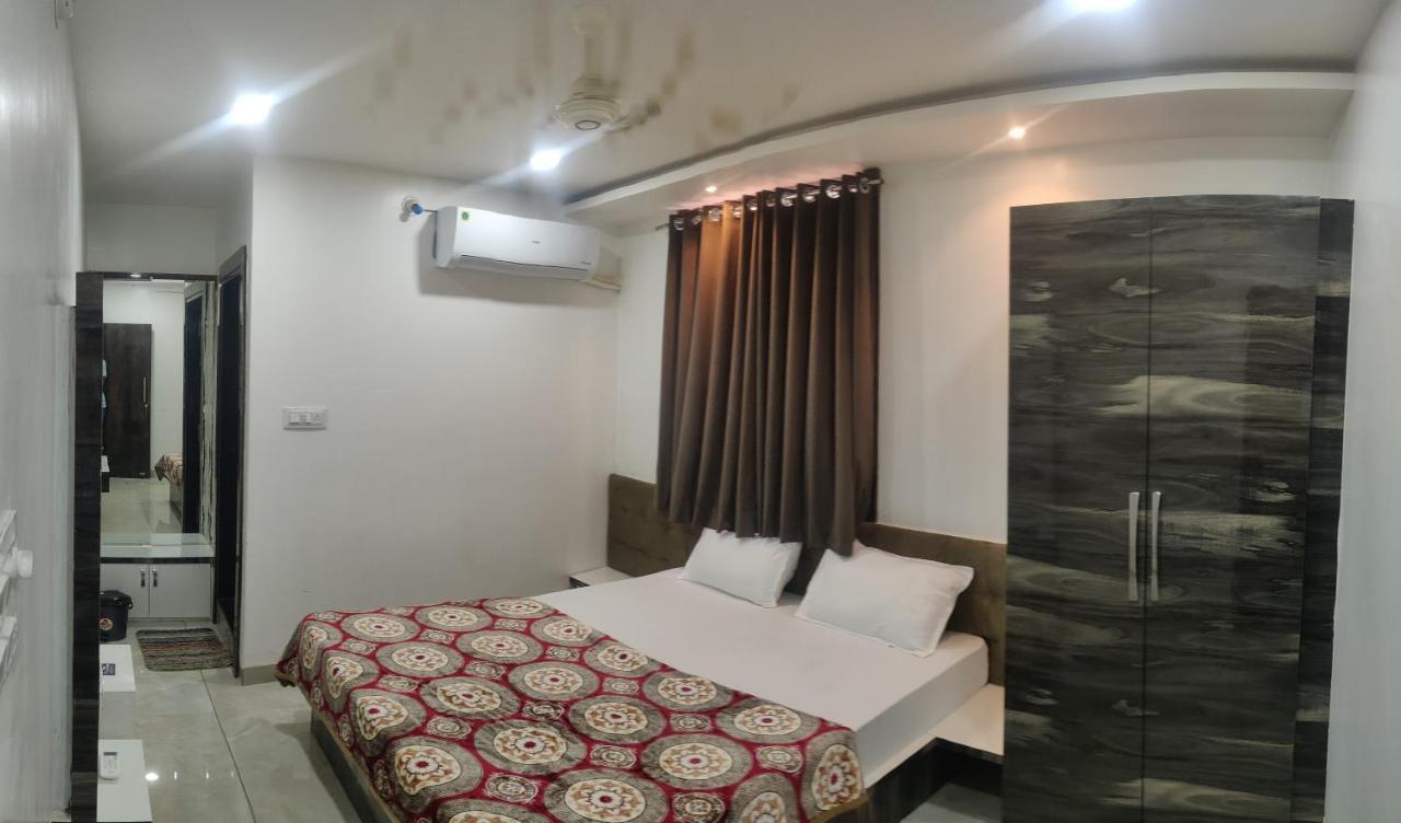 אינדורה Hotel Rb Palace מראה חיצוני תמונה