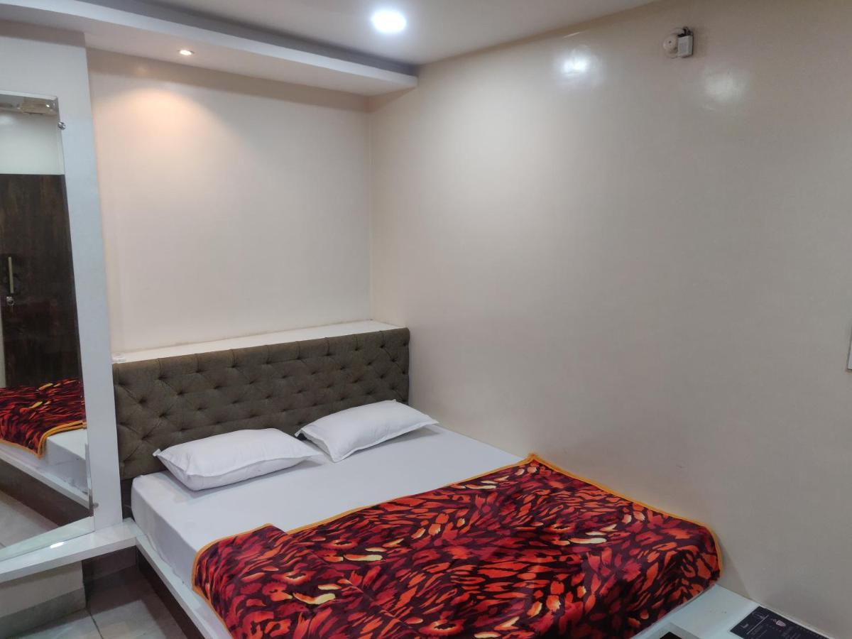 אינדורה Hotel Rb Palace מראה חיצוני תמונה